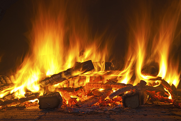Brotbacken Glentleiten - Feuer im Holzofen